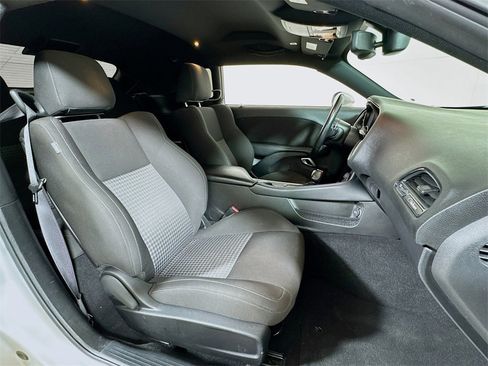 Used 2022 Dodge Challenger GT w/ Blacktop Package image 23