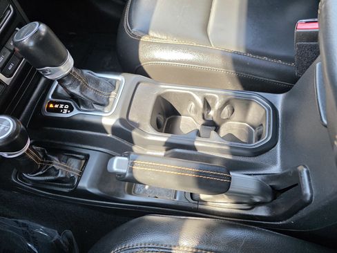 Certified 2023 Jeep Gladiator Overland image 11