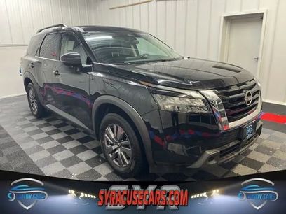 Used 2025 Nissan Pathfinder SV