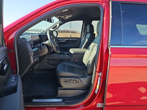 New 2026 Chevrolet Tahoe LT w/ Comfort Package AWD/4WD image 19