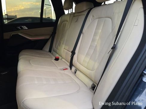 Used 2021 BMW X5 xDrive40i w/ M Sport Package image 9