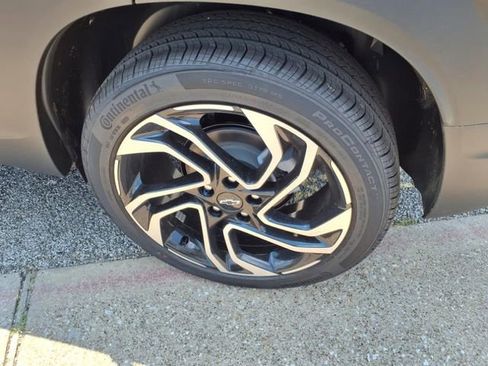 New 2026 Chevrolet TrailBlazer RS w/ Convenience Package FWD image 18