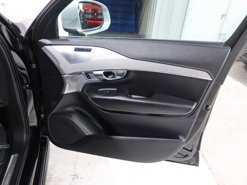 Used 2019 Volvo XC90 T6 R-Design w/ Protection Package Premier AWD/4WD image 30