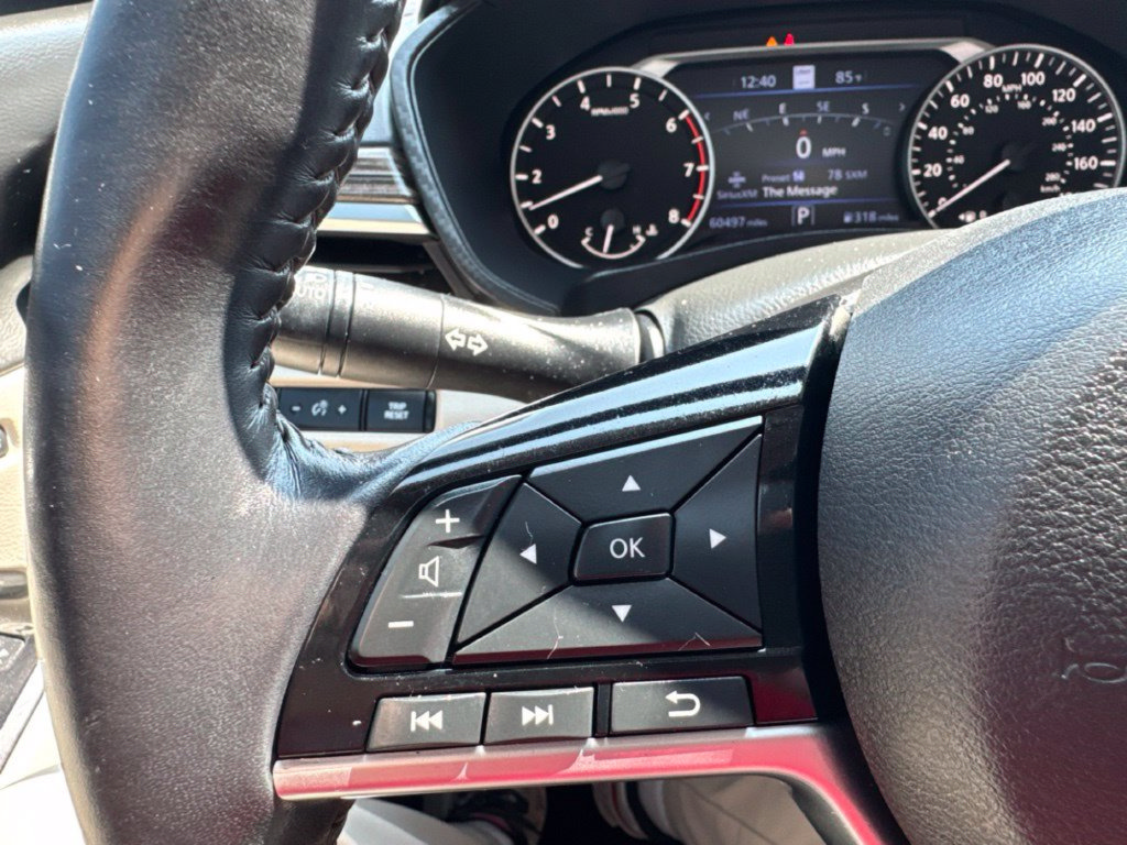 Used 2020 Nissan Altima 2.0 Platinum FWD image 15