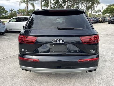 Used 2018 Audi Q7 3.0T Prestige w/ Prestige Package AWD/4WD image 24