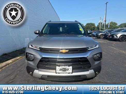 Used 2023 Chevrolet TrailBlazer LT w/ Convenience Package FWD image 8