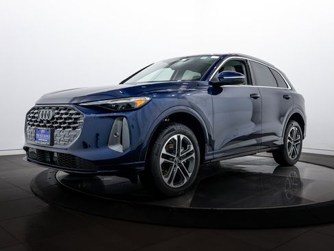 New 2025 Audi Q5 Premium Plus image 7