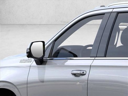 New 2026 Chevrolet Tahoe High Country image 12