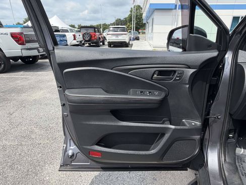 Used 2024 Honda Ridgeline TrailSport image 18