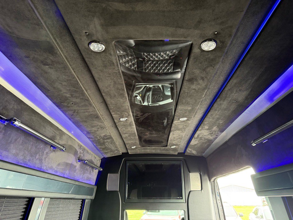 Used 2017 Ford Transit 350 148 High Roof Extended DRW w/ Exterior Upgrade Package RWD image 18