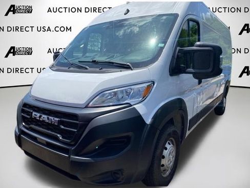 Used 2023 RAM ProMaster 2500 FWD image 1
