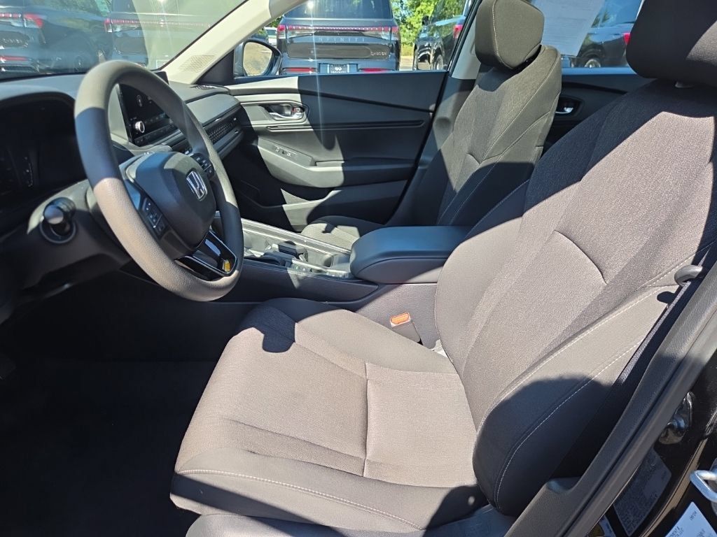Used 2024 Honda Accord EX image 29