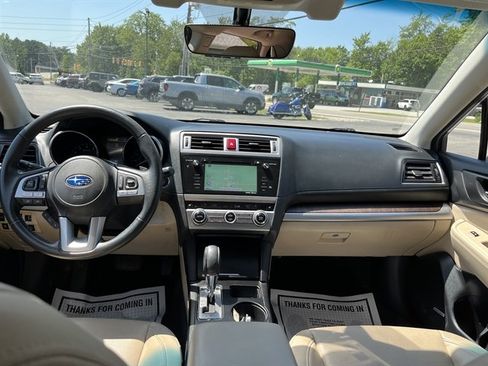 Used 2017 Subaru Outback 3.6R Limited AWD/4WD image 33