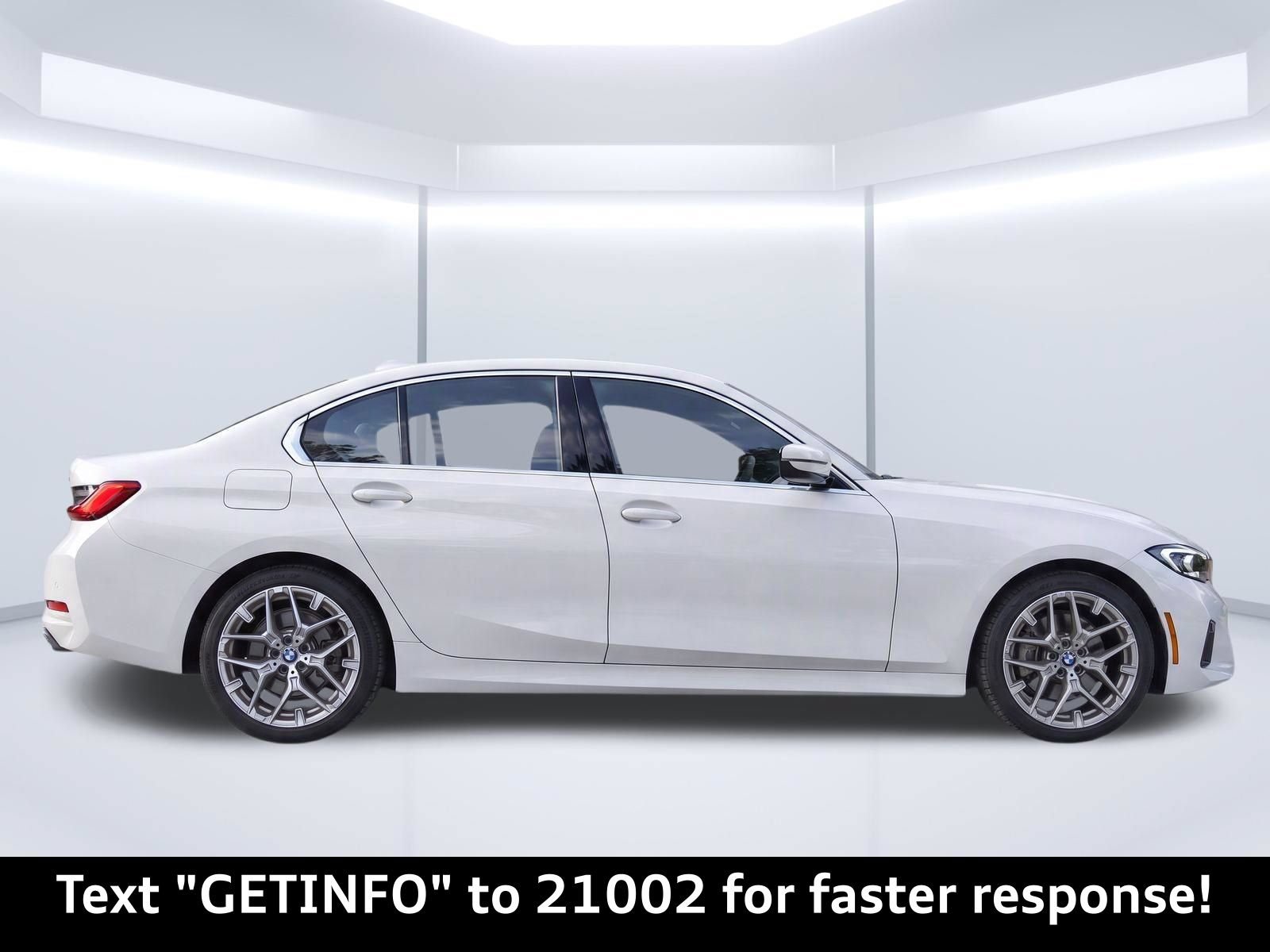 Used 2026 BMW 330i Sedan RWD image 3