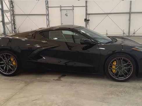 New 2026 Chevrolet Corvette Stingray image 2