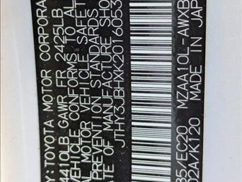 Used 2019 Lexus UX 200 image 19