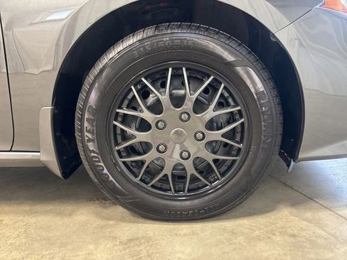 Used 2020 Nissan Altima 2.5 S AWD/4WD image 11