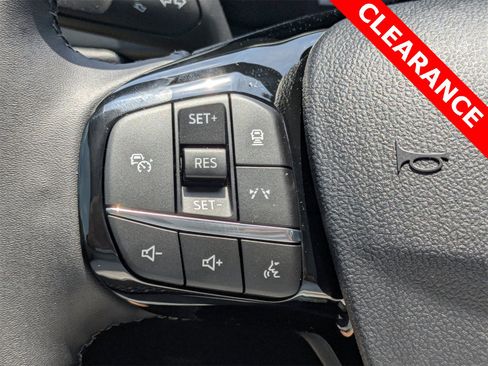 New 2025 Ford Escape SE image 5