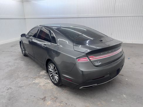 Used 2020 Lincoln MKZ image 7