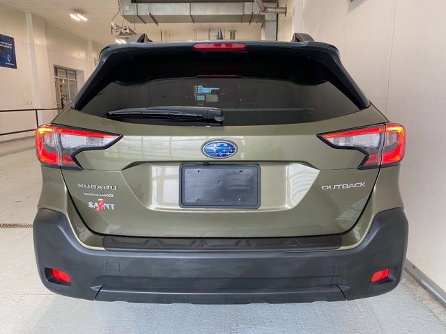 Certified 2025 Subaru Outback Premium AWD/4WD image 6