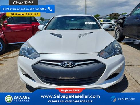Used 2014 Hyundai Genesis 2.0T RWD image 7