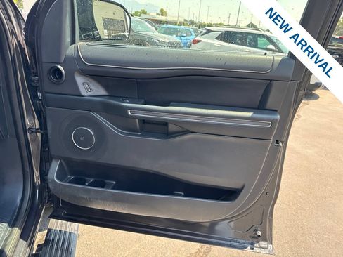 Used 2024 Ford Expedition Max Limited AWD/4WD image 10