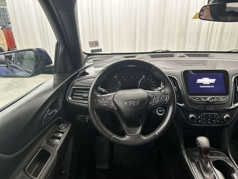 Used 2022 Chevrolet Equinox RS w/ RS Leather Package image 15
