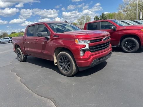 Used 2023 Chevrolet Silverado 1500 RST AWD/4WD image 4