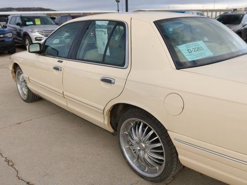 Used 1997 Mercury Grand Marquis LS image 8