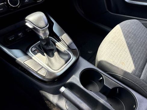 Used 2021 Kia Soul GT-Line FWD image 27
