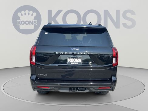 Certified 2025 Ford Expedition Active AWD/4WD image 15