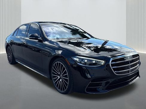 Used 2023 Mercedes-Benz S 580 S 580 image 3