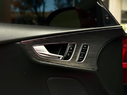 Used 2015 Audi RS 7 Prestige image 19