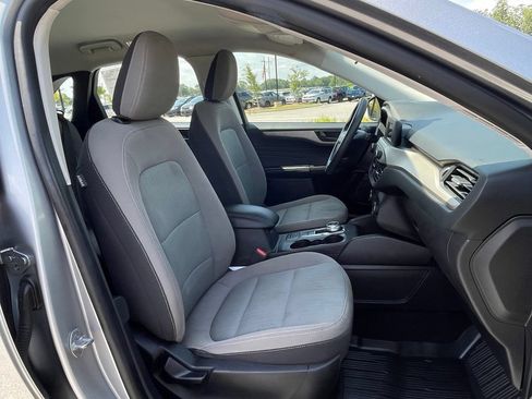 Used 2022 Ford Escape S FWD image 40