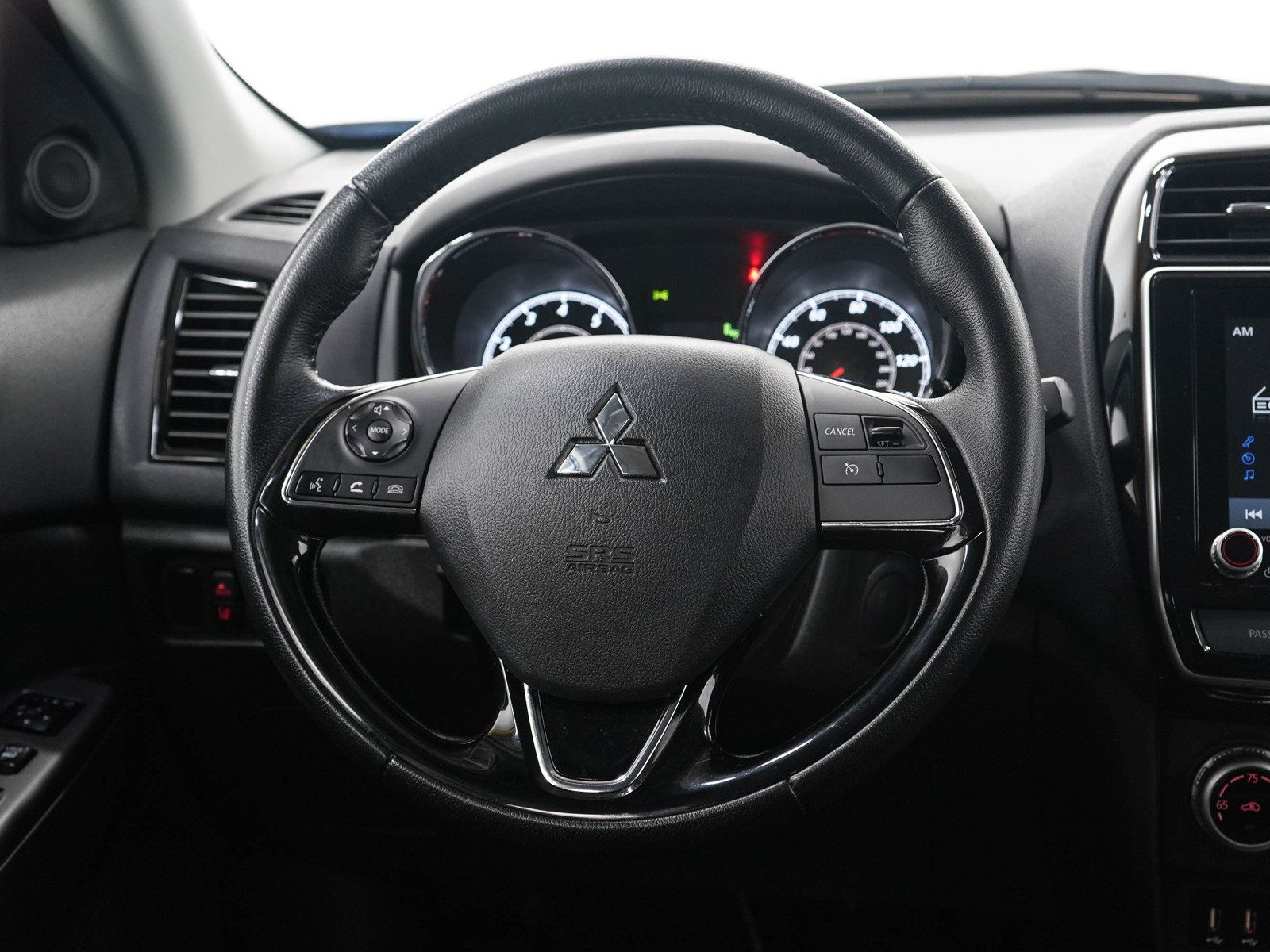 Used 2024 Mitsubishi Outlander Sport SE AWD/4WD image 16