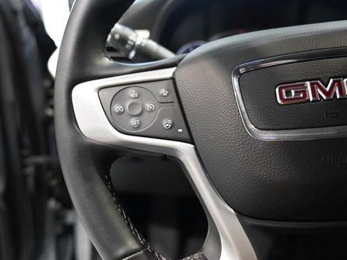 Used 2023 GMC Acadia SLT w/ Elevation Edition image 24