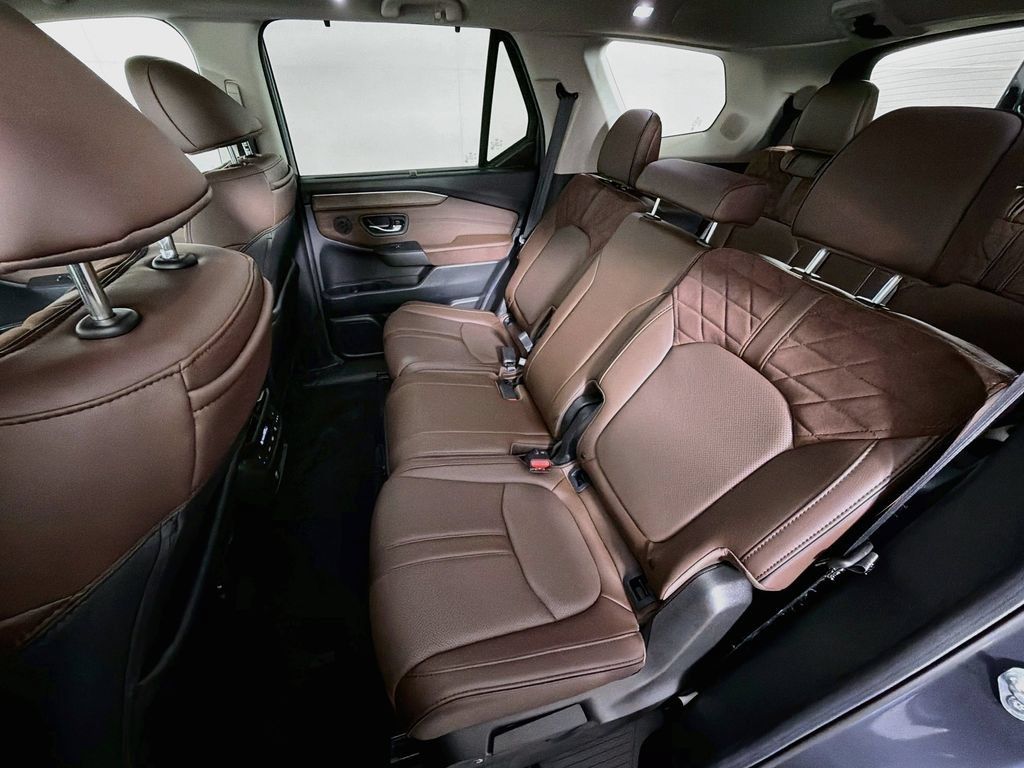 Used 2026 Honda Pilot Elite image 26