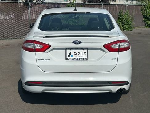 Used 2016 Ford Fusion SE w/ Equipment Group 201A FWD image 5
