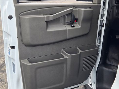 Certified 2024 GMC Savana 2500 w/ Driver Convenience Package RWD image 13