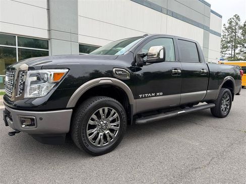 Used 2019 Nissan Titan Platinum Reserve w/ Platinum Utility Package AWD/4WD image 3
