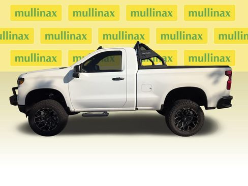 Used 2025 Chevrolet Silverado 1500 W/T w/ WT Value Package RWD image 9