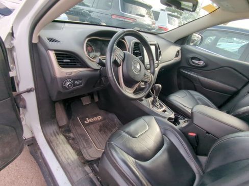 Used 2016 Jeep Cherokee Limited AWD/4WD image 7
