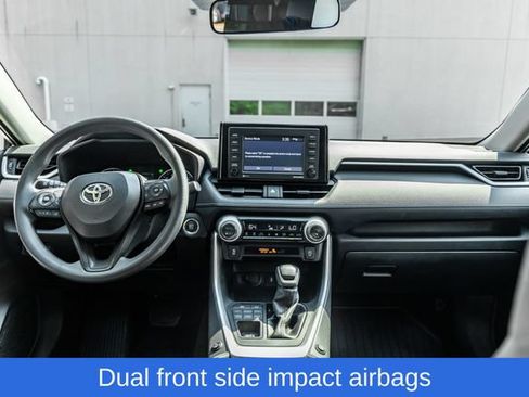Used 2021 Toyota RAV4 XLE w/ Carpet Mat Package (TMS) AWD/4WD image 31