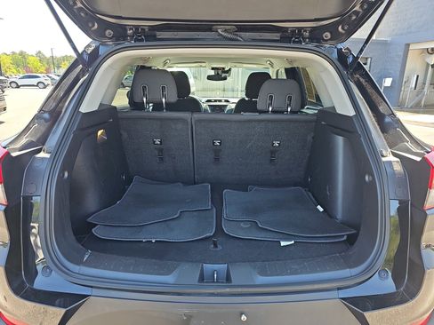 Used 2023 Chevrolet TrailBlazer LT AWD/4WD image 13