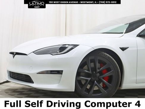 Used 2023 Tesla Model S Plaid image 2
