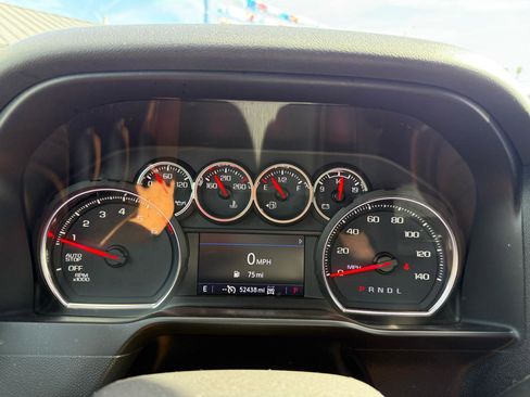 Used 2020 Chevrolet Silverado 1500 RST w/ RST Value Package AWD/4WD image 12