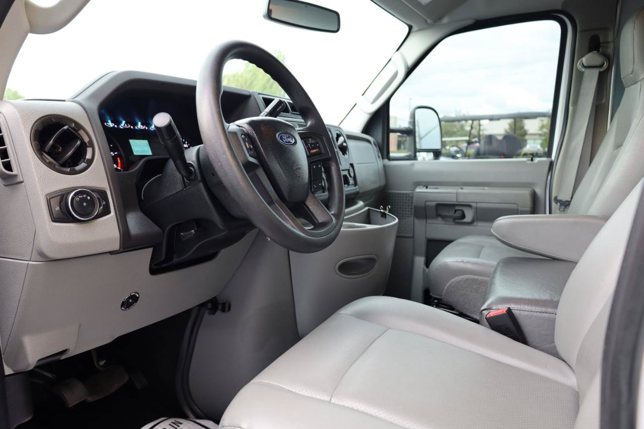 Used 2022 Ford E-350 and Econoline 350 Super Duty w/ Power Windows & Locks Group RWD image 7