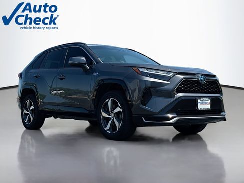 Used 2023 Toyota RAV4 SE AWD/4WD image 1