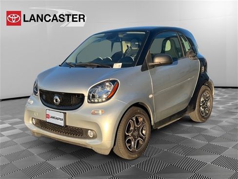 Used 2018 smart fortwo electric drive image 3