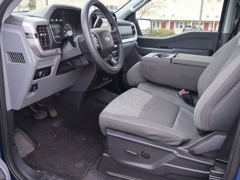 Used 2023 Ford F150 XLT image 4